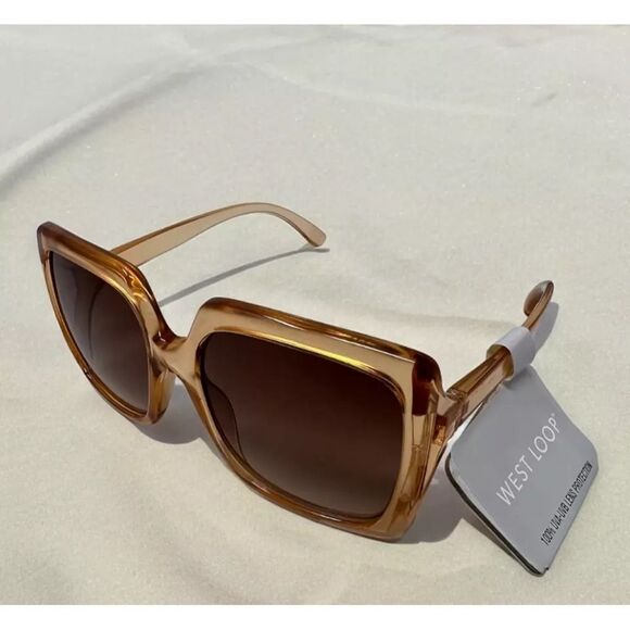 NWT Foster Grant West Loop Retro Look Women's Sunglasses 100% UV Protection - Picture 1 of 6